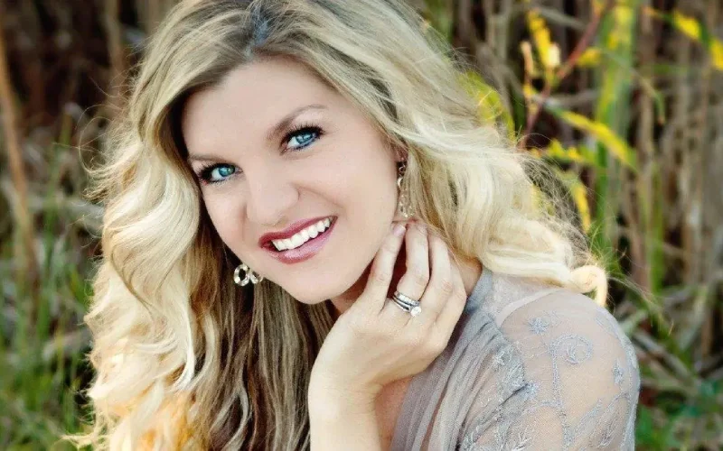 What Defines Brooke Daniells' Photography Style?